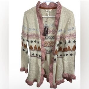Matilda Jane Jacie Knit Winter Ruffled‎ Cardigan
sz S